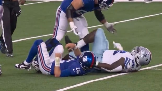 Cameras Caught Cowboys Player’s Dirty Move That Rightfully Led to Ejection in Closing Seconds of Blowout